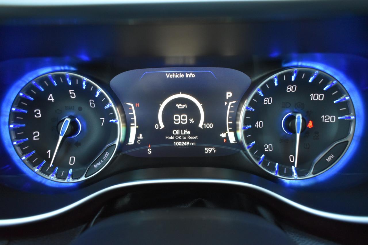 Chrysler Pacifica Limited 2020