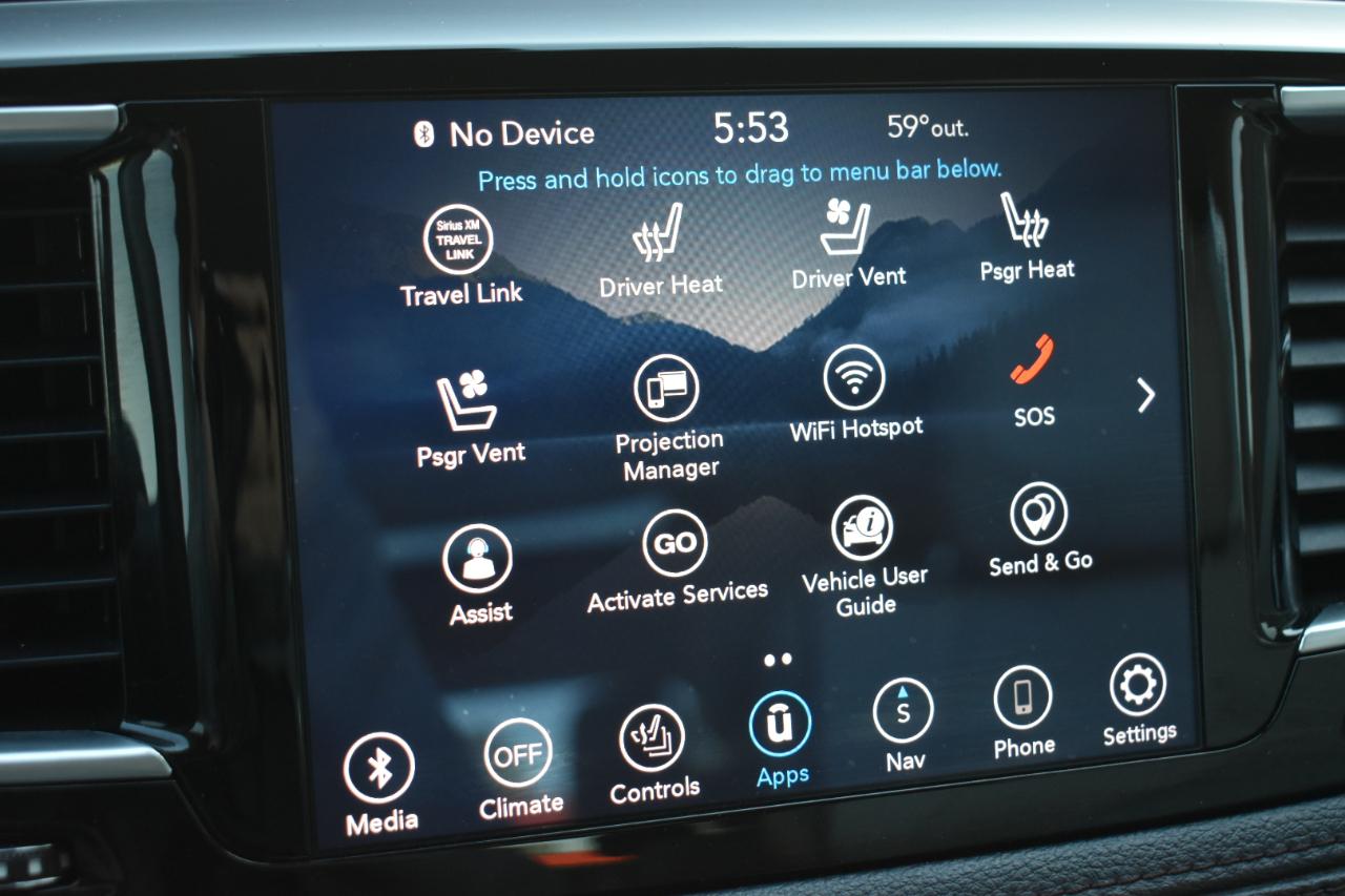 Chrysler Pacifica Limited 2020