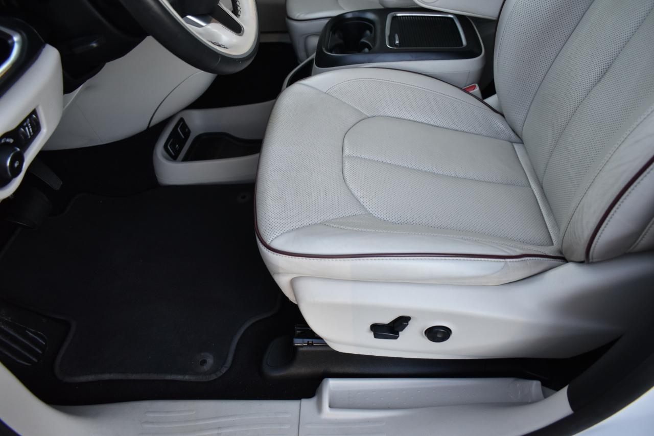 Chrysler Pacifica Limited 2020