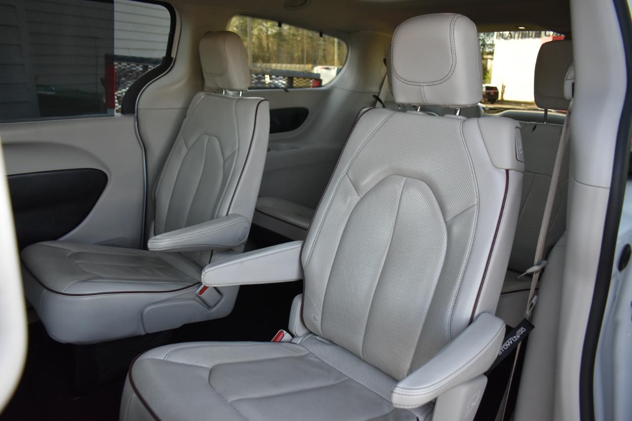 Chrysler Pacifica Limited 2020