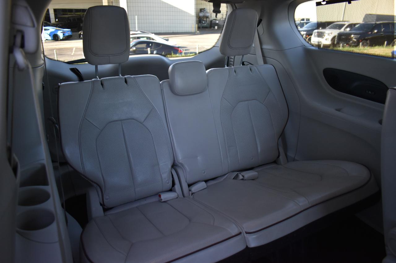 Chrysler Pacifica Limited 2020