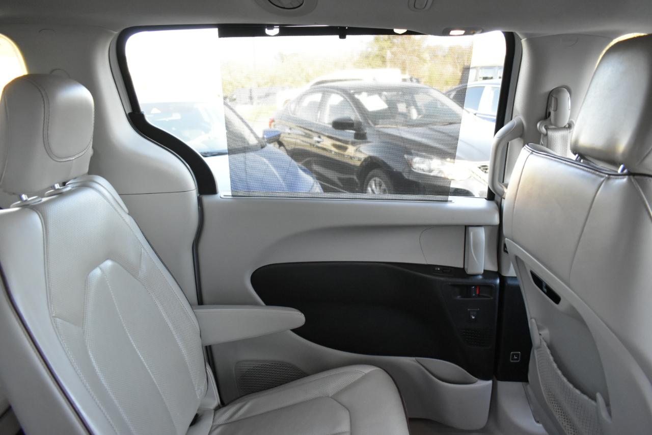 Chrysler Pacifica Limited 2020