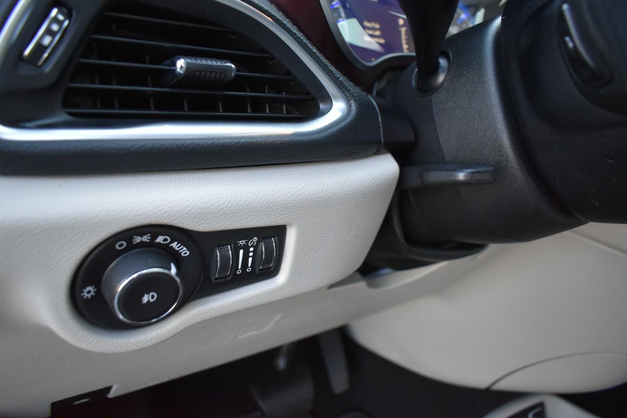 Chrysler Pacifica Limited 2020