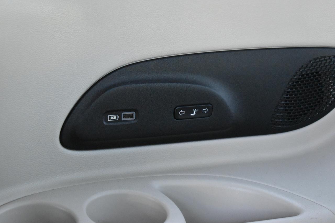 Chrysler Pacifica Limited 2020