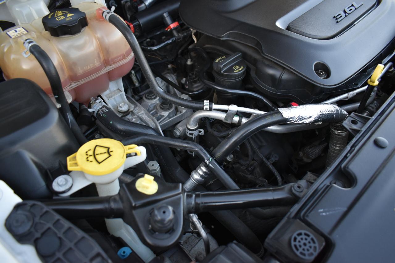 Chrysler Pacifica Limited 2020