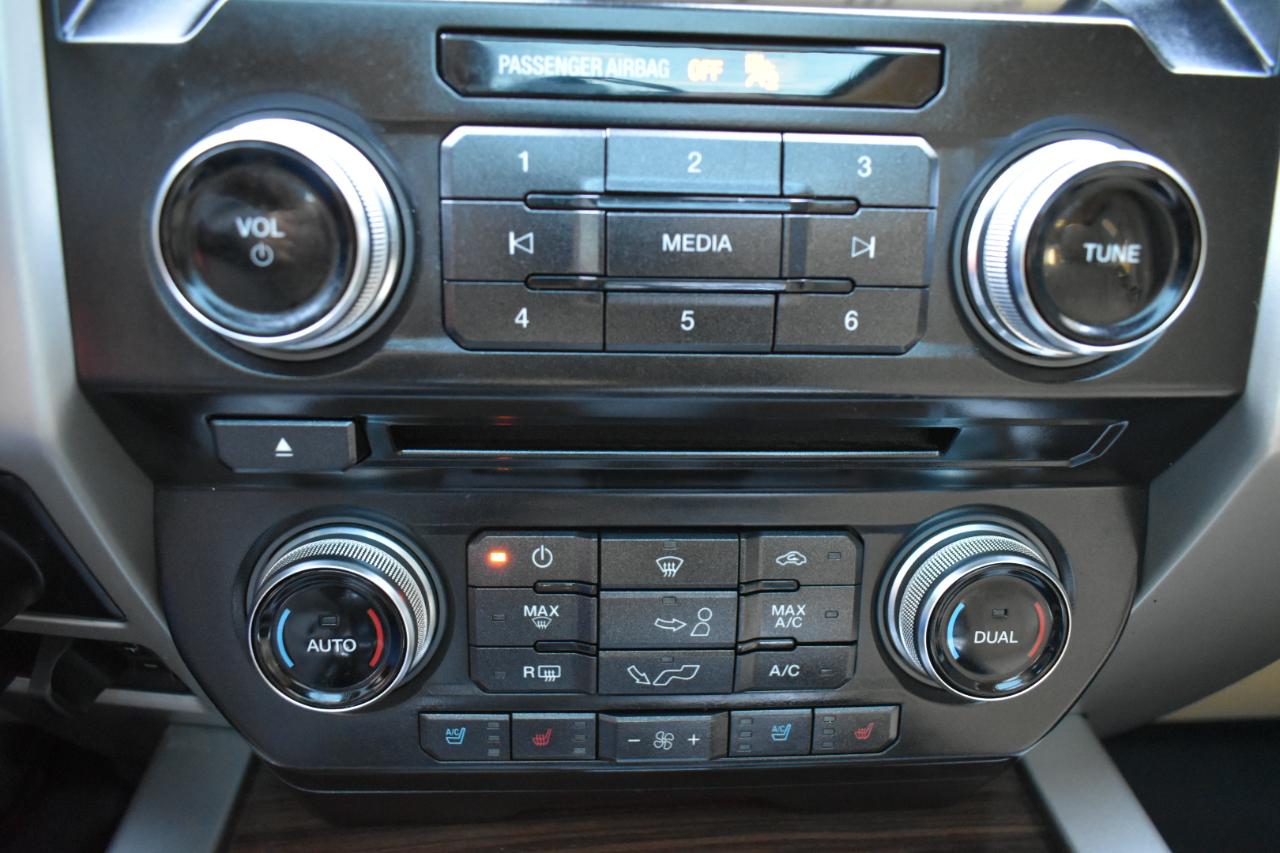 Ford F-150 Lariat SuperCrew 5.5-ft. Bed 4WD 2016