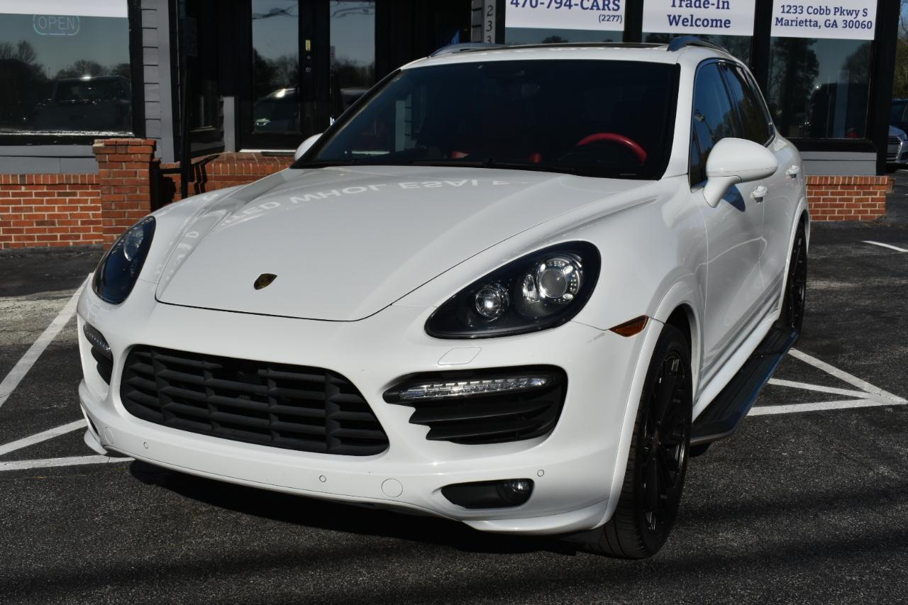 Porsche Cayenne GTS 2014