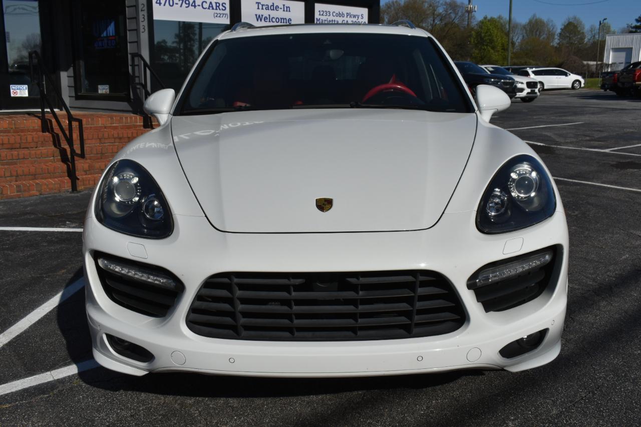 Porsche Cayenne GTS 2014