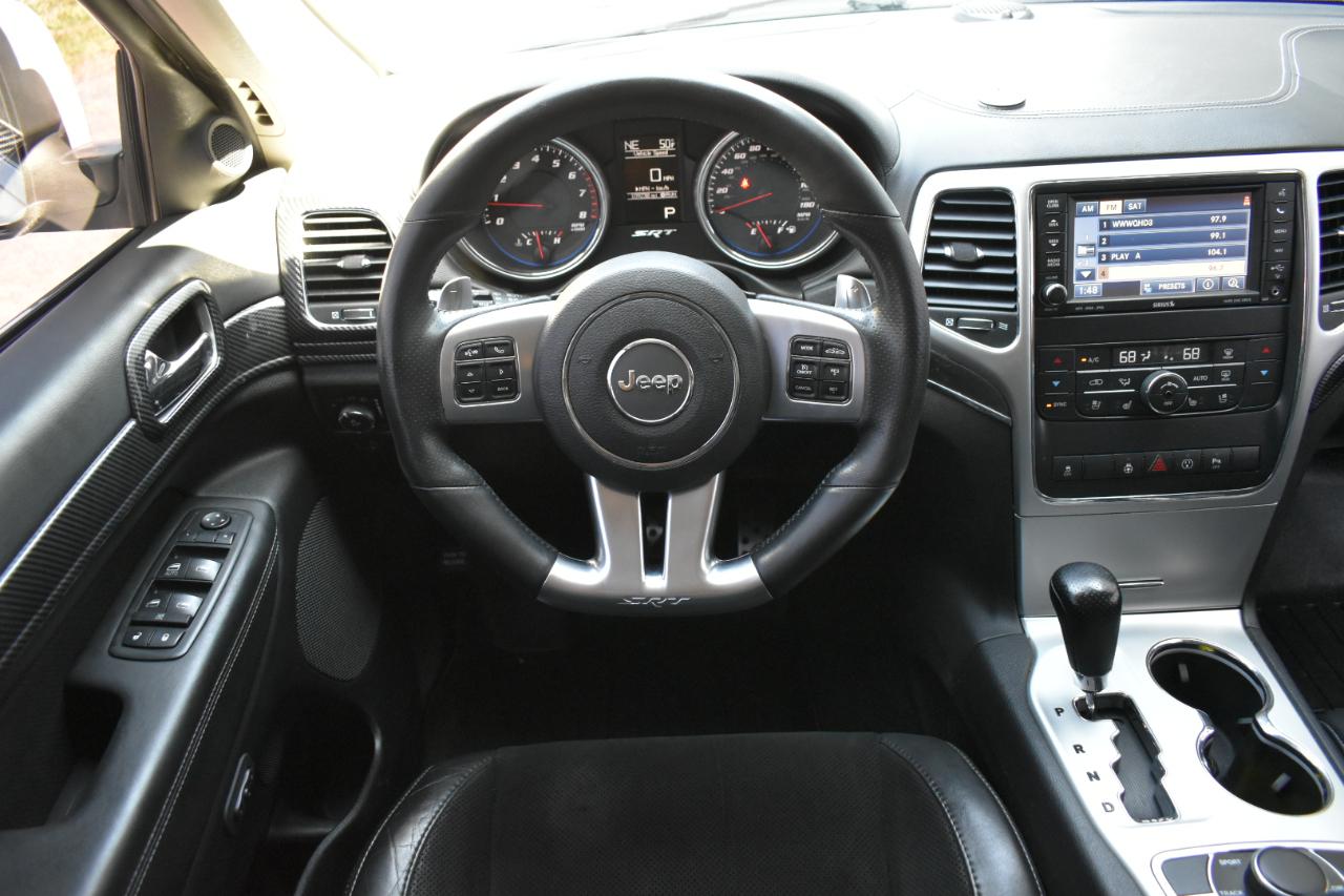 Jeep Grand Cherokee SRT8 4WD 2013