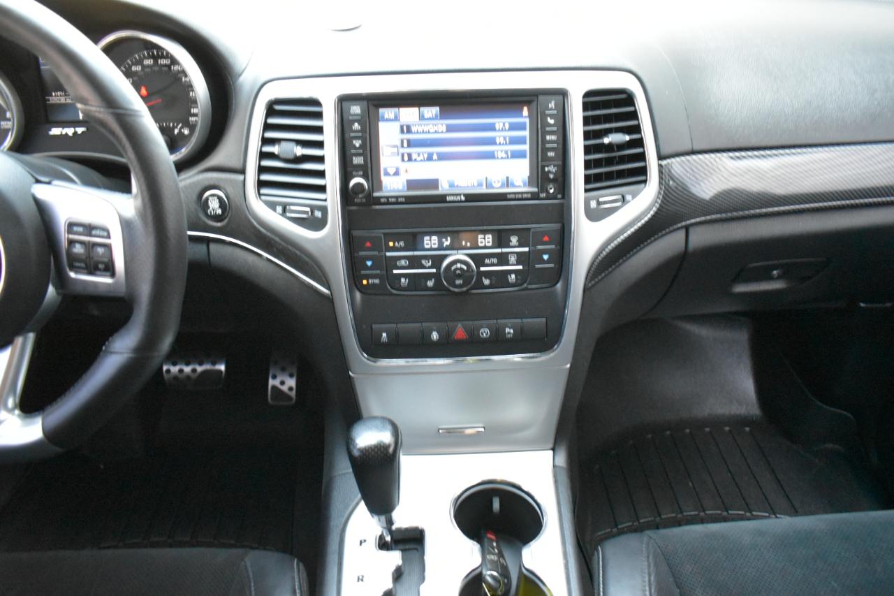 Jeep Grand Cherokee SRT8 4WD 2013