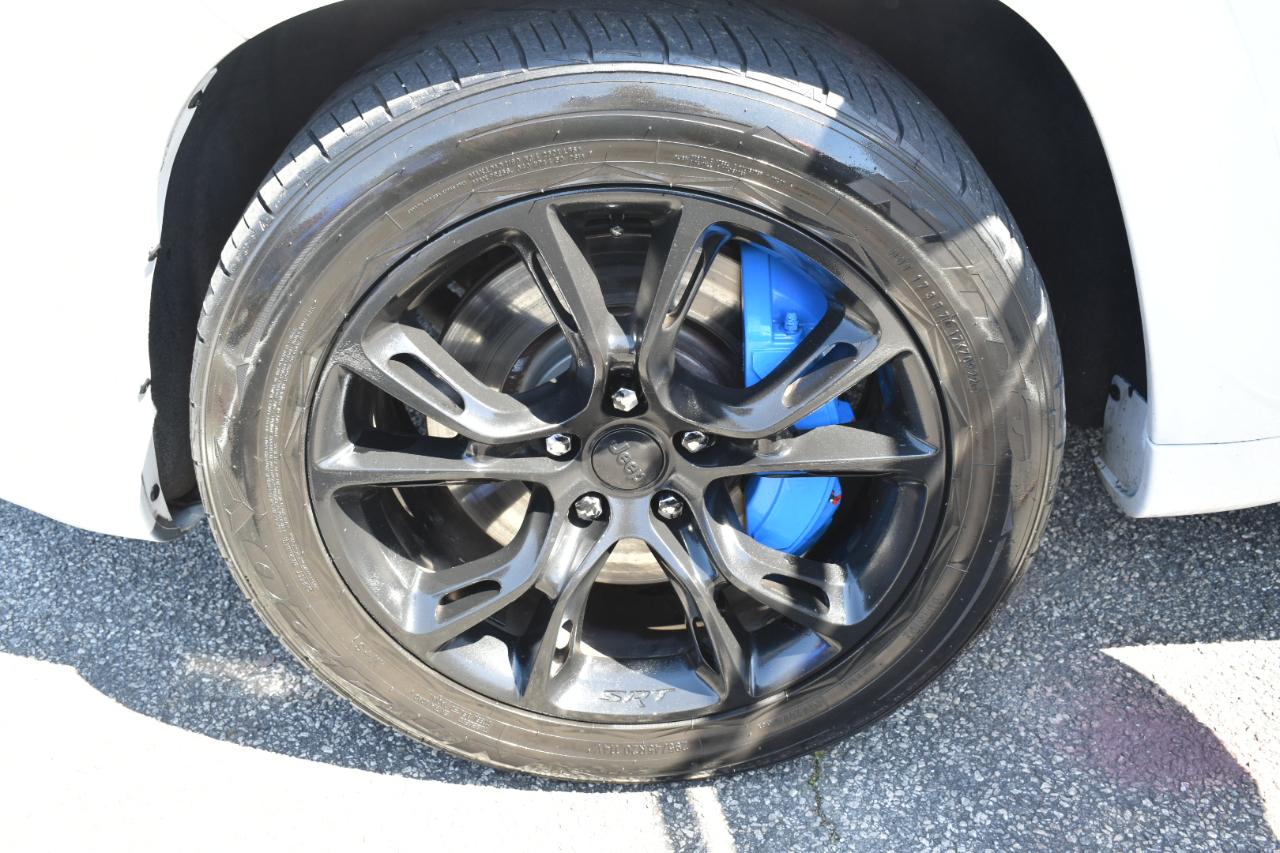 Jeep Grand Cherokee SRT8 4WD 2013