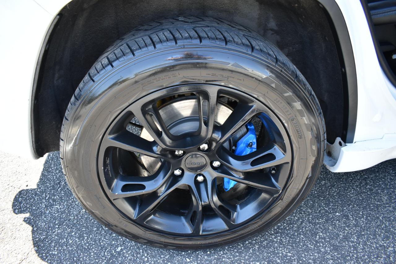 Jeep Grand Cherokee SRT8 4WD 2013