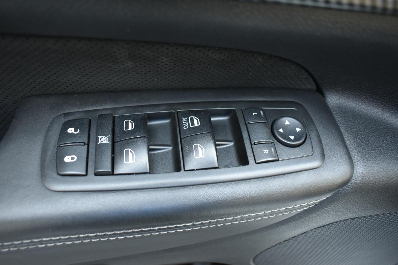 Jeep Grand Cherokee SRT8 4WD 2013