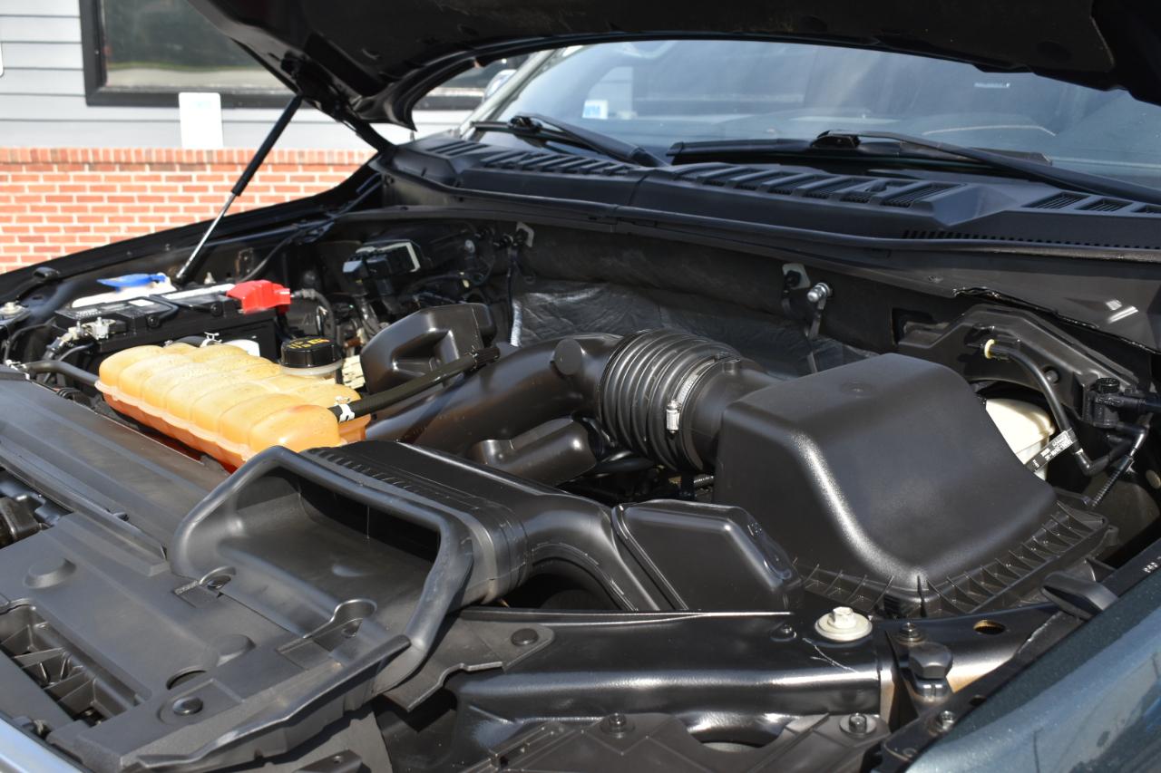 Ford F-150 Platinum SuperCrew 5.5-ft. Bed 4WD 2015