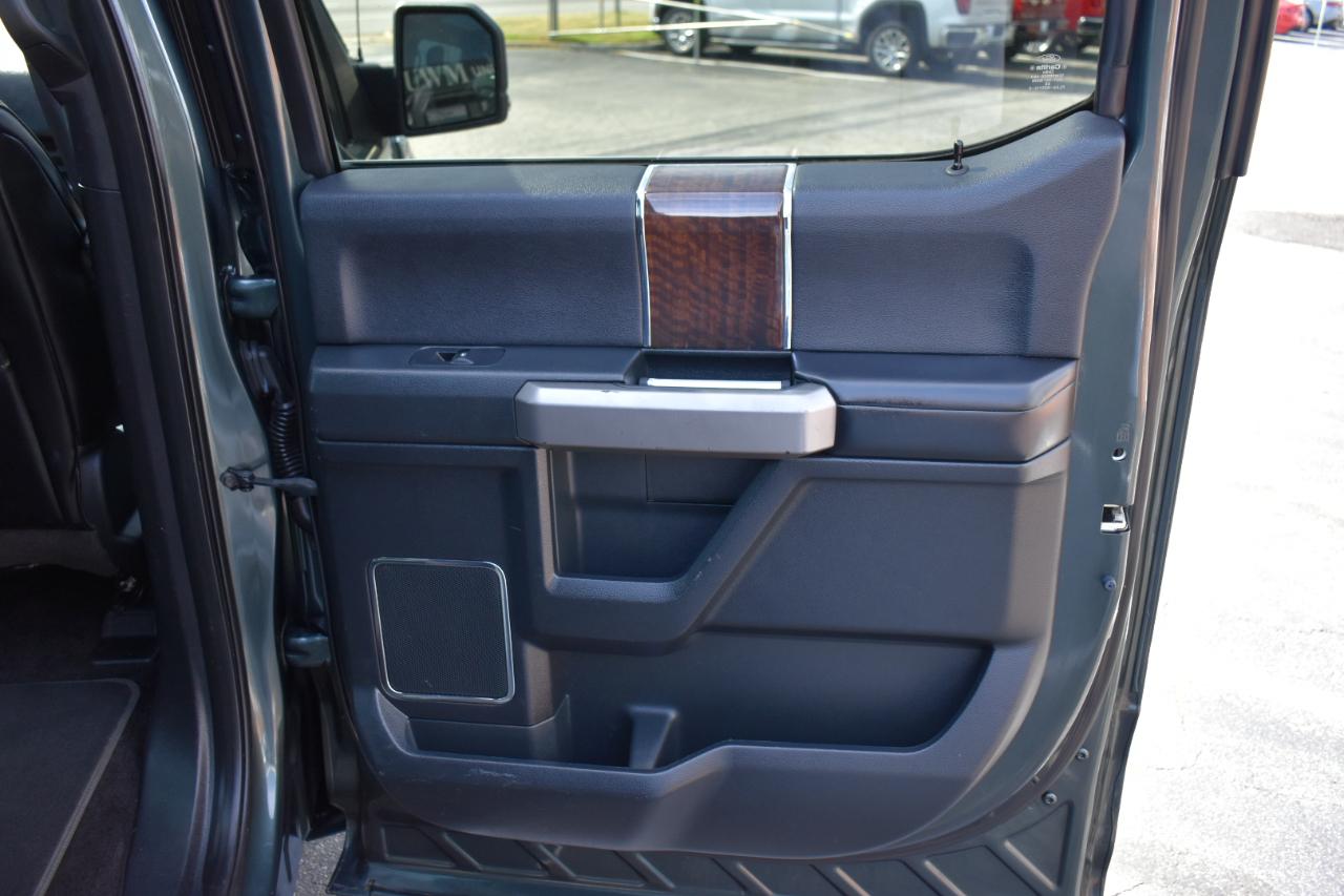 Ford F-150 Platinum SuperCrew 5.5-ft. Bed 4WD 2015