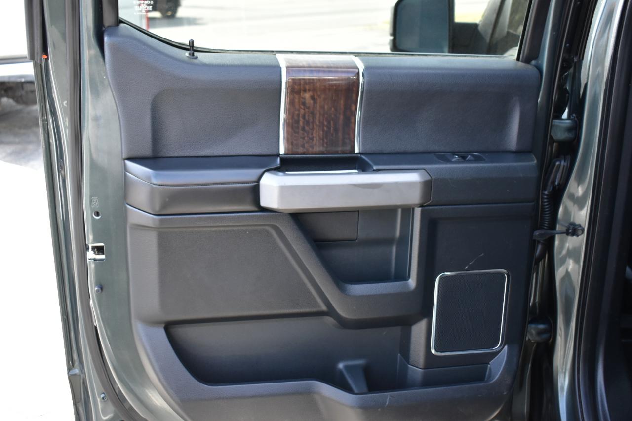 Ford F-150 Platinum SuperCrew 5.5-ft. Bed 4WD 2015