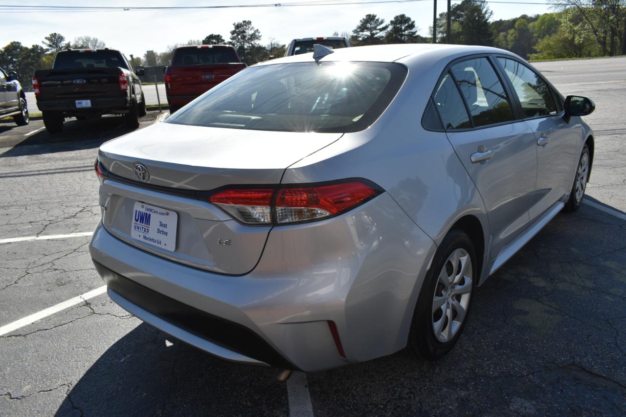 Toyota Corolla LE 2022