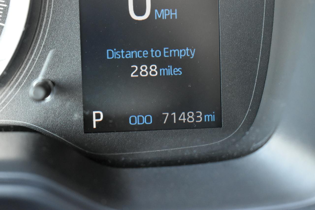 Toyota Corolla LE 2022