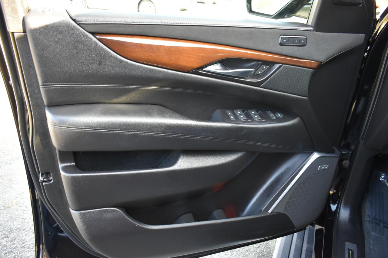 Cadillac Escalade ESV 2WD Premium 2020