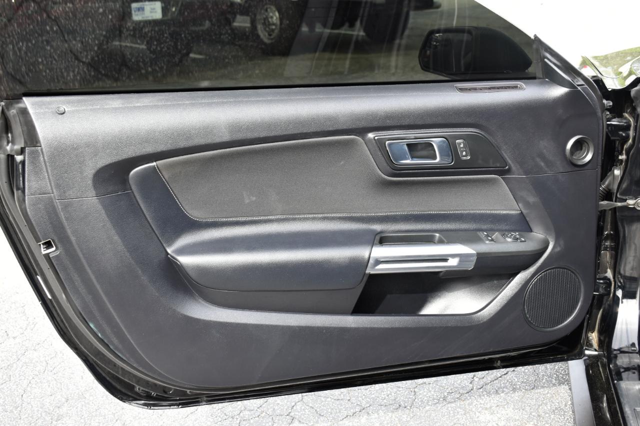 Ford Mustang GT Coupe 2018