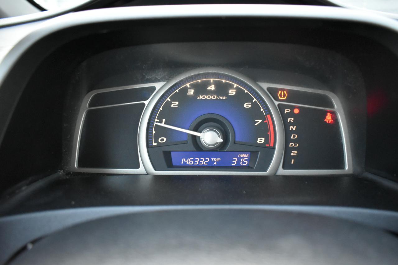 Honda Civic EX-L Sedan 5-Speed AT 2011