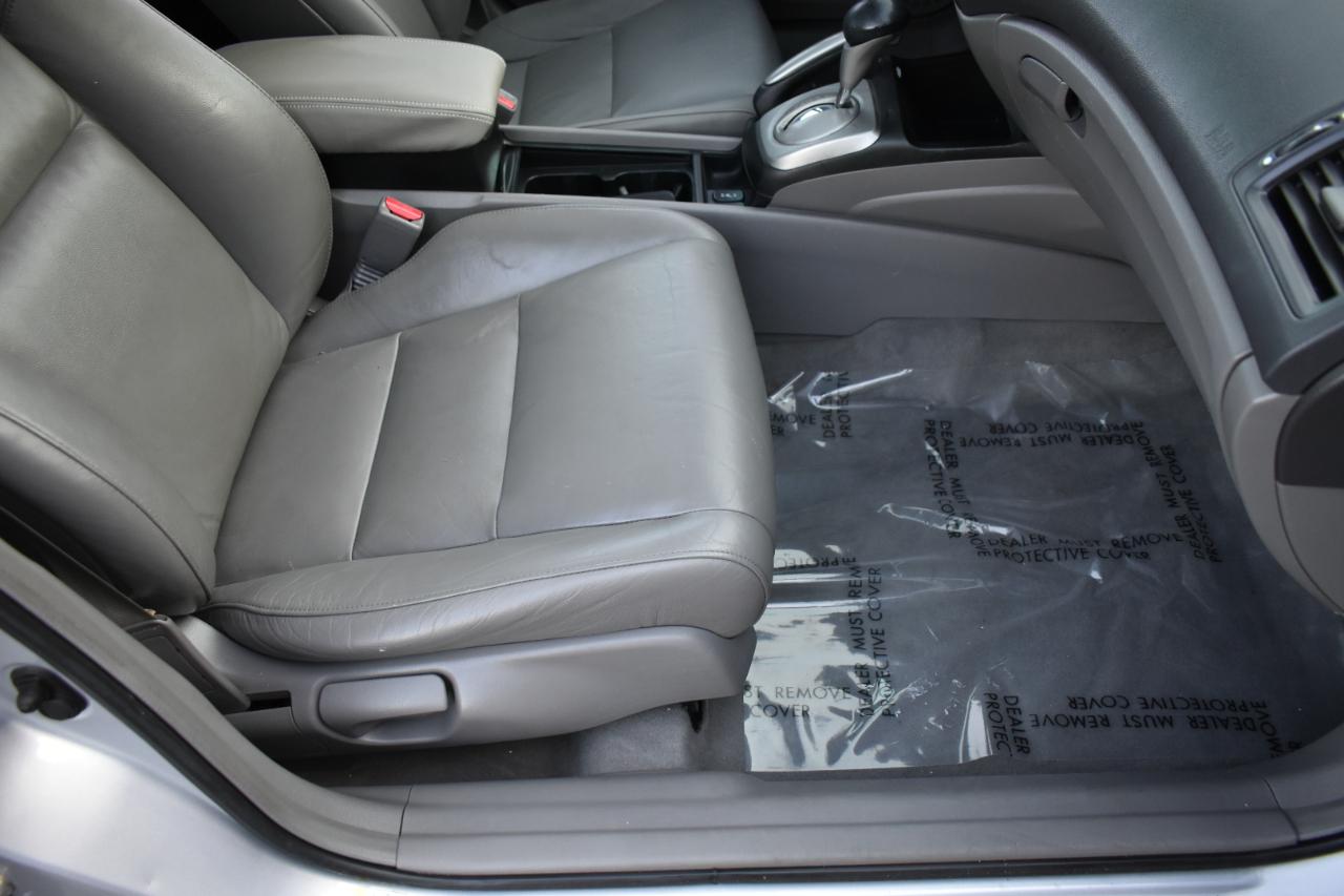 Honda Civic EX-L Sedan 5-Speed AT 2011