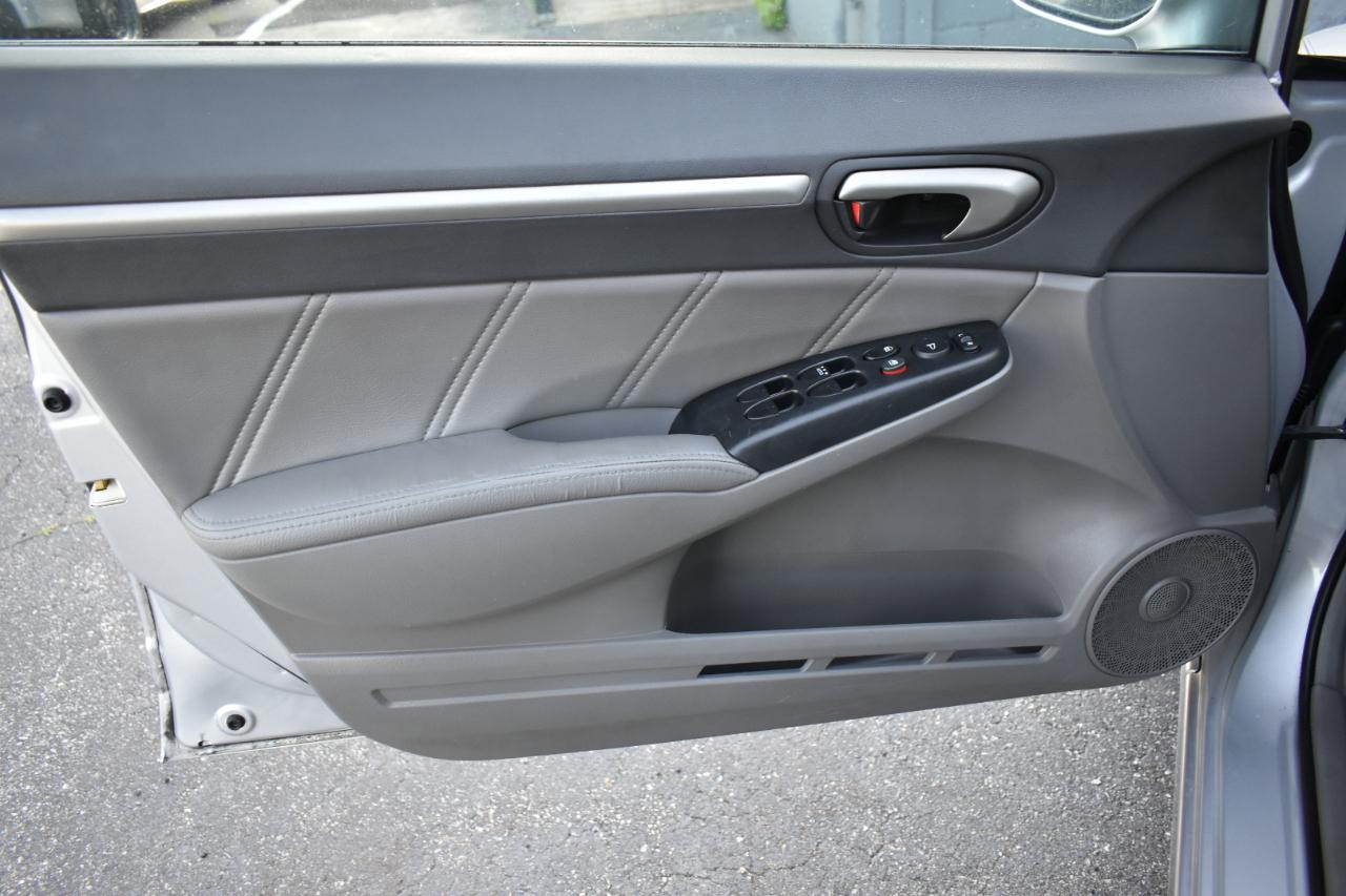 Honda Civic EX-L Sedan 5-Speed AT 2011