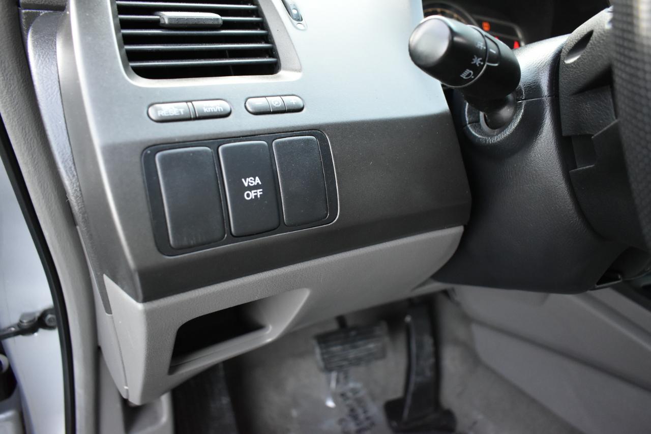 Honda Civic EX-L Sedan 5-Speed AT 2011