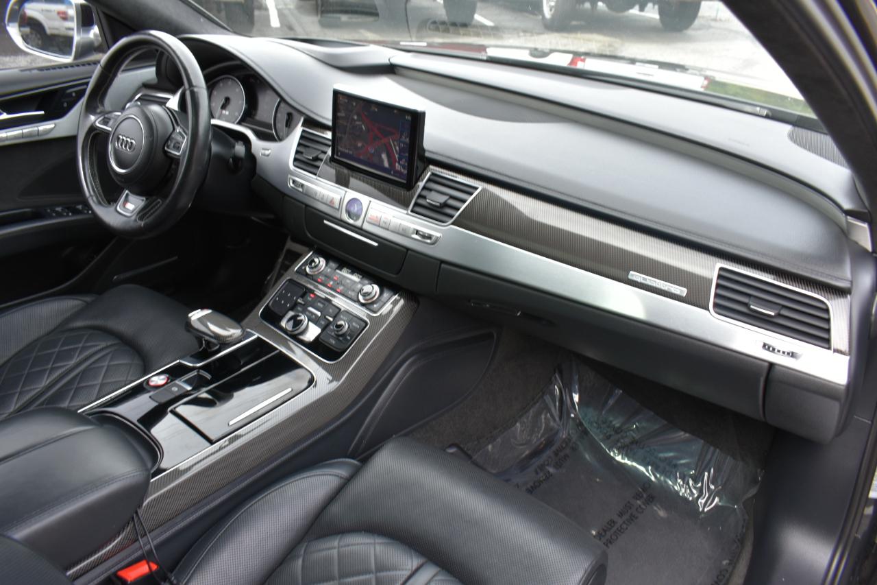 Audi S8 4.0 Sedan quattro Tiptronic 2015
