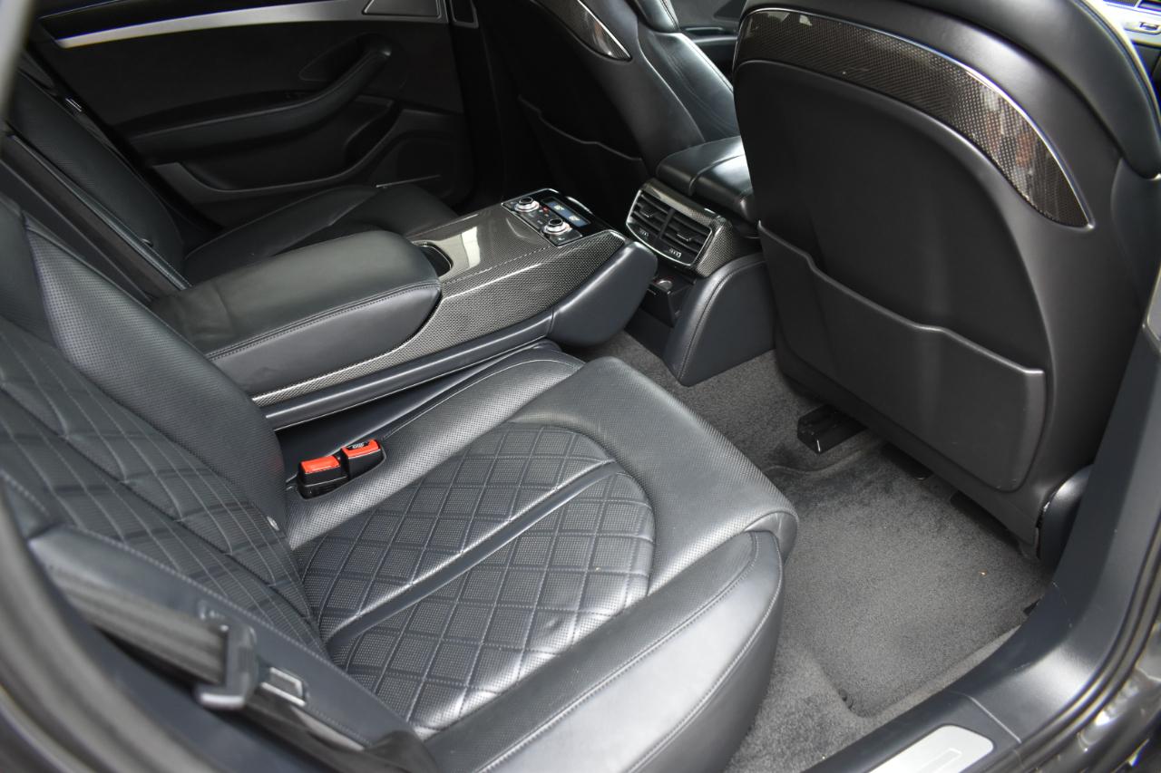 Audi S8 4.0 Sedan quattro Tiptronic 2015