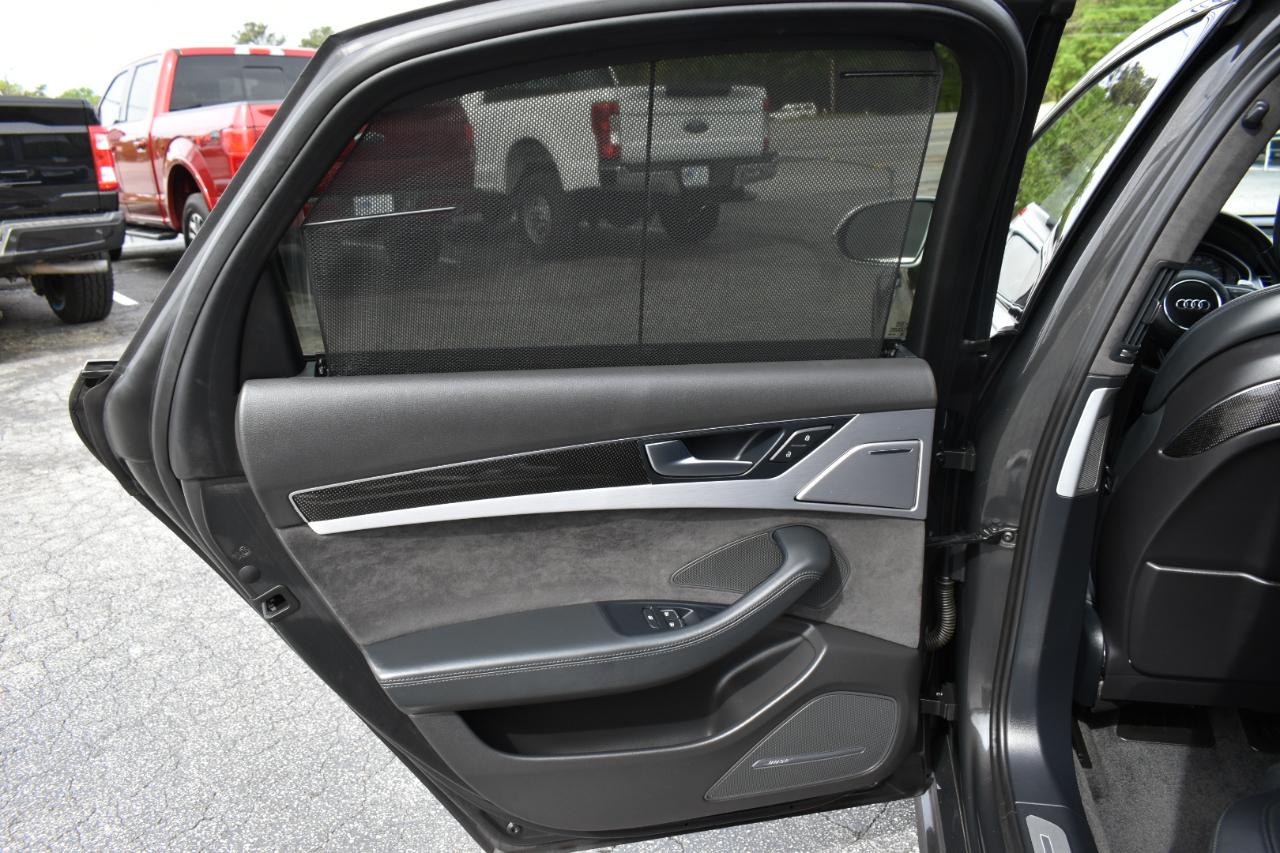 Audi S8 4.0 Sedan quattro Tiptronic 2015