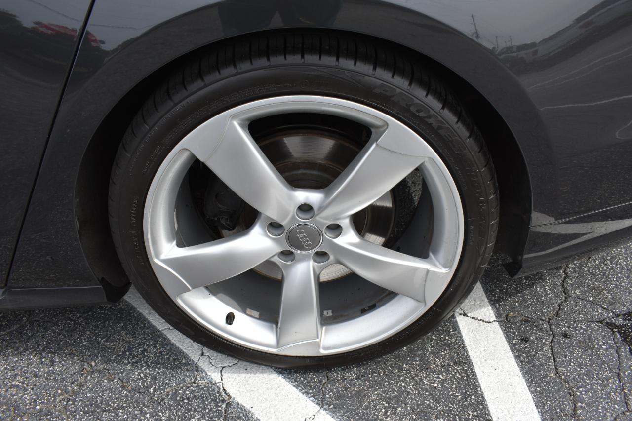 Audi S8 4.0 Sedan quattro Tiptronic 2015