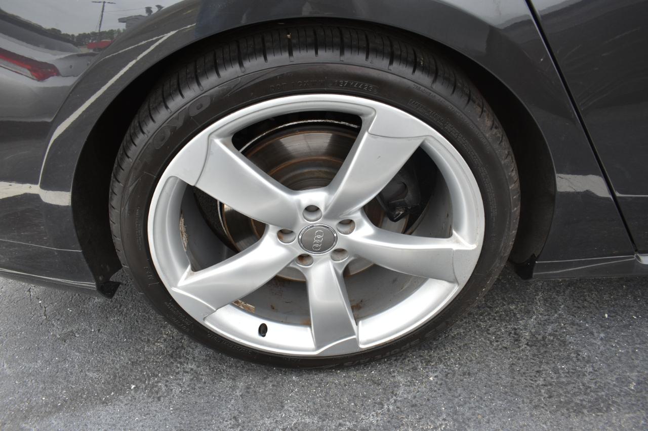 Audi S8 4.0 Sedan quattro Tiptronic 2015