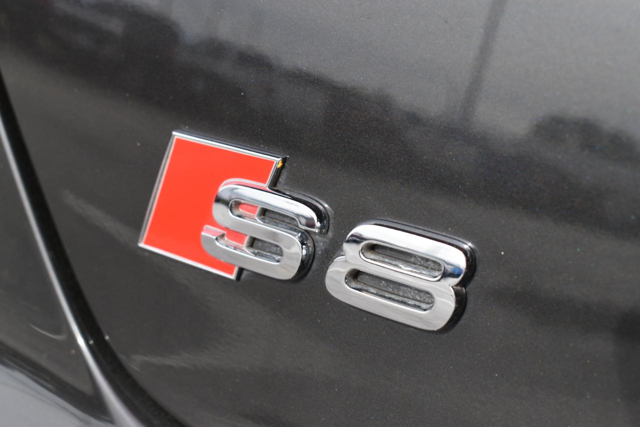 Audi S8 4.0 Sedan quattro Tiptronic 2015