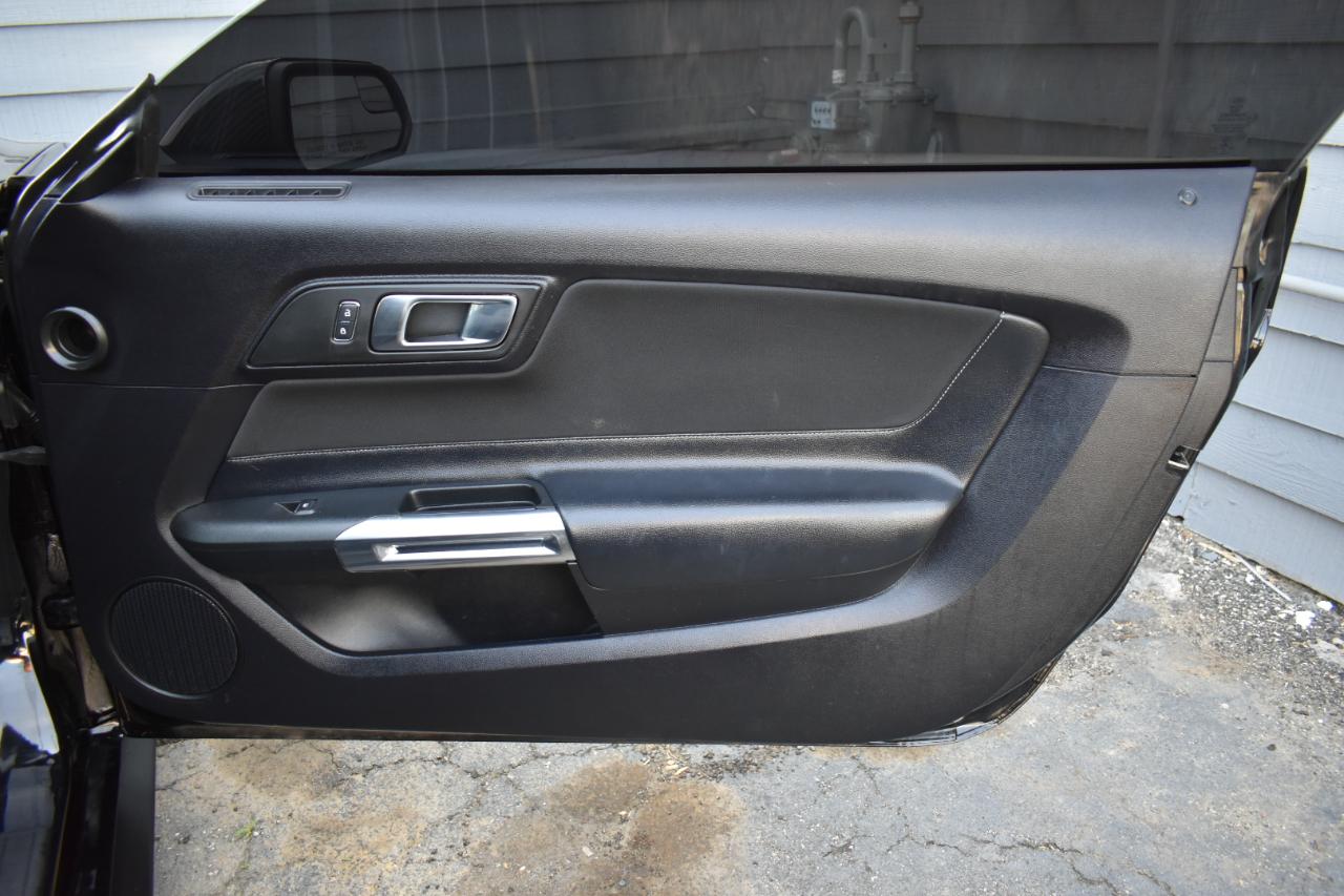 Ford Mustang GT Coupe 2019