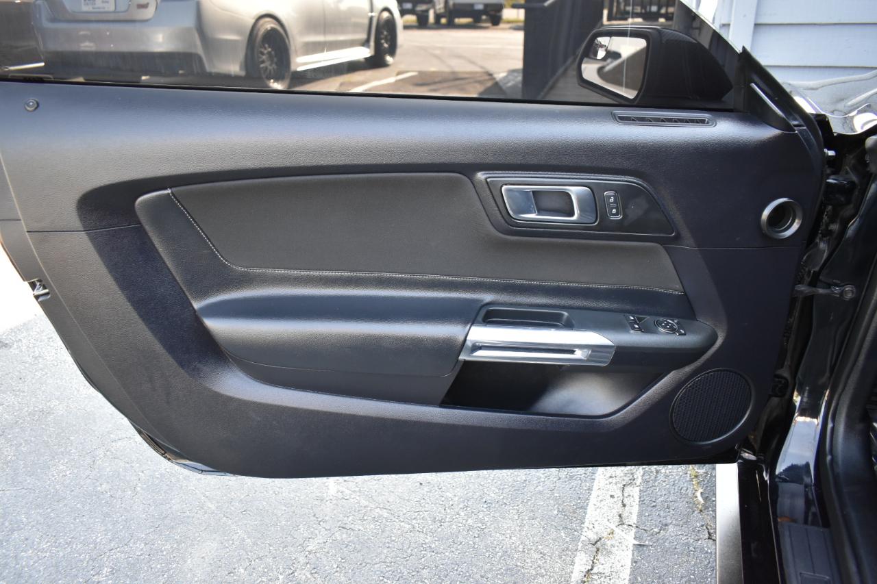 Ford Mustang GT Coupe 2019