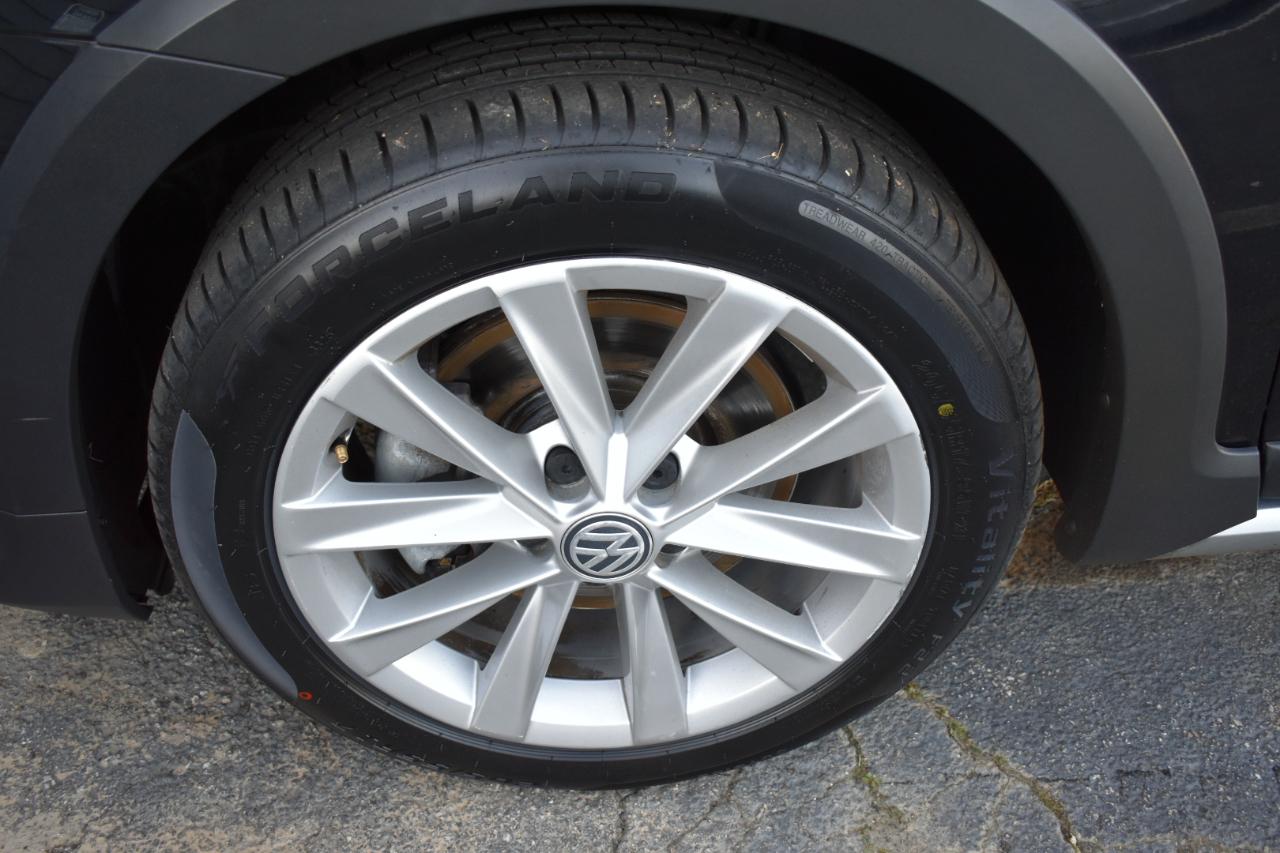 Volkswagen Golf Alltrack TSI S 6A 2017