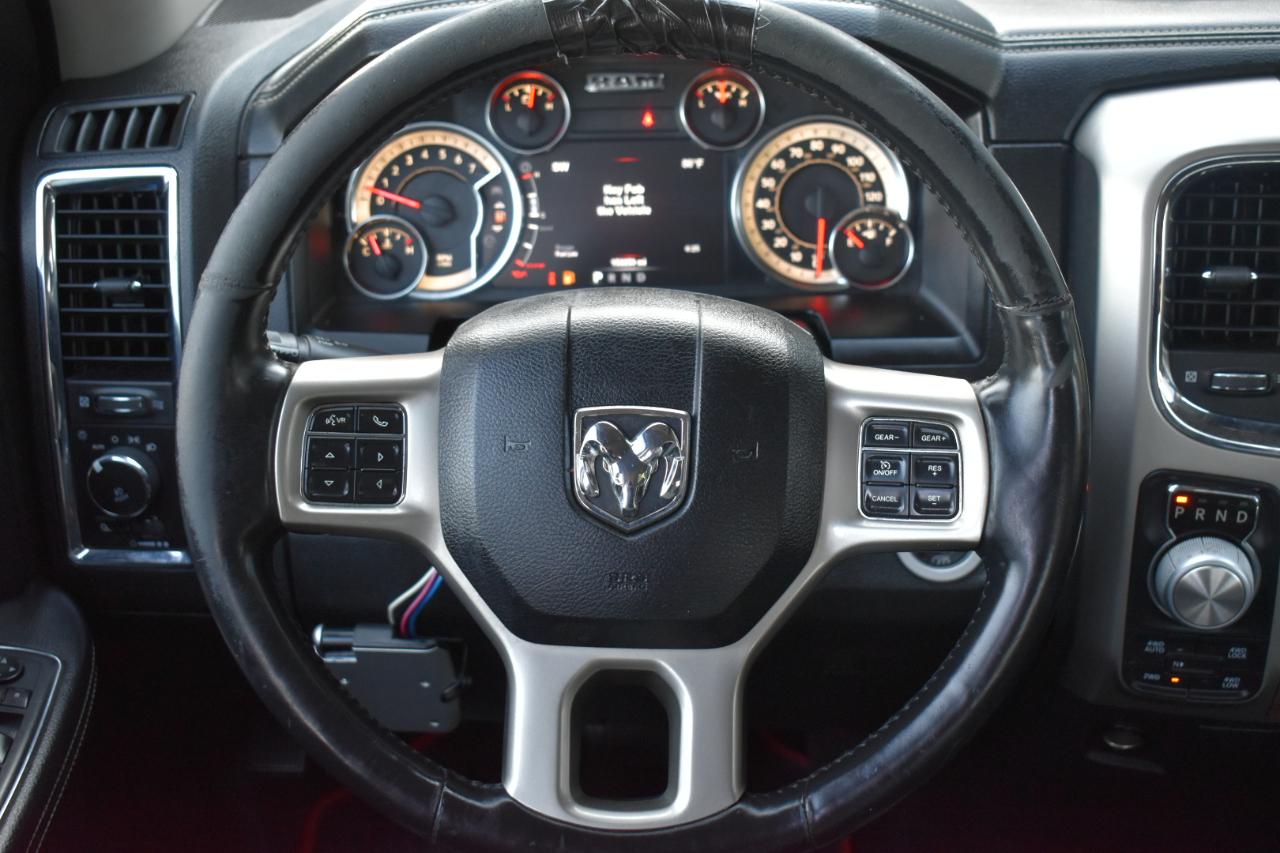 RAM 1500 Laramie Crew Cab 4WD 2018