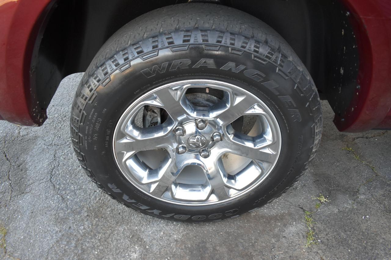 RAM 1500 Laramie Crew Cab 4WD 2018