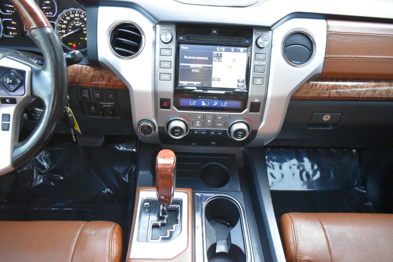 Toyota Tundra 1794 Edition Crew Max 4WD 5.7L V8 2018