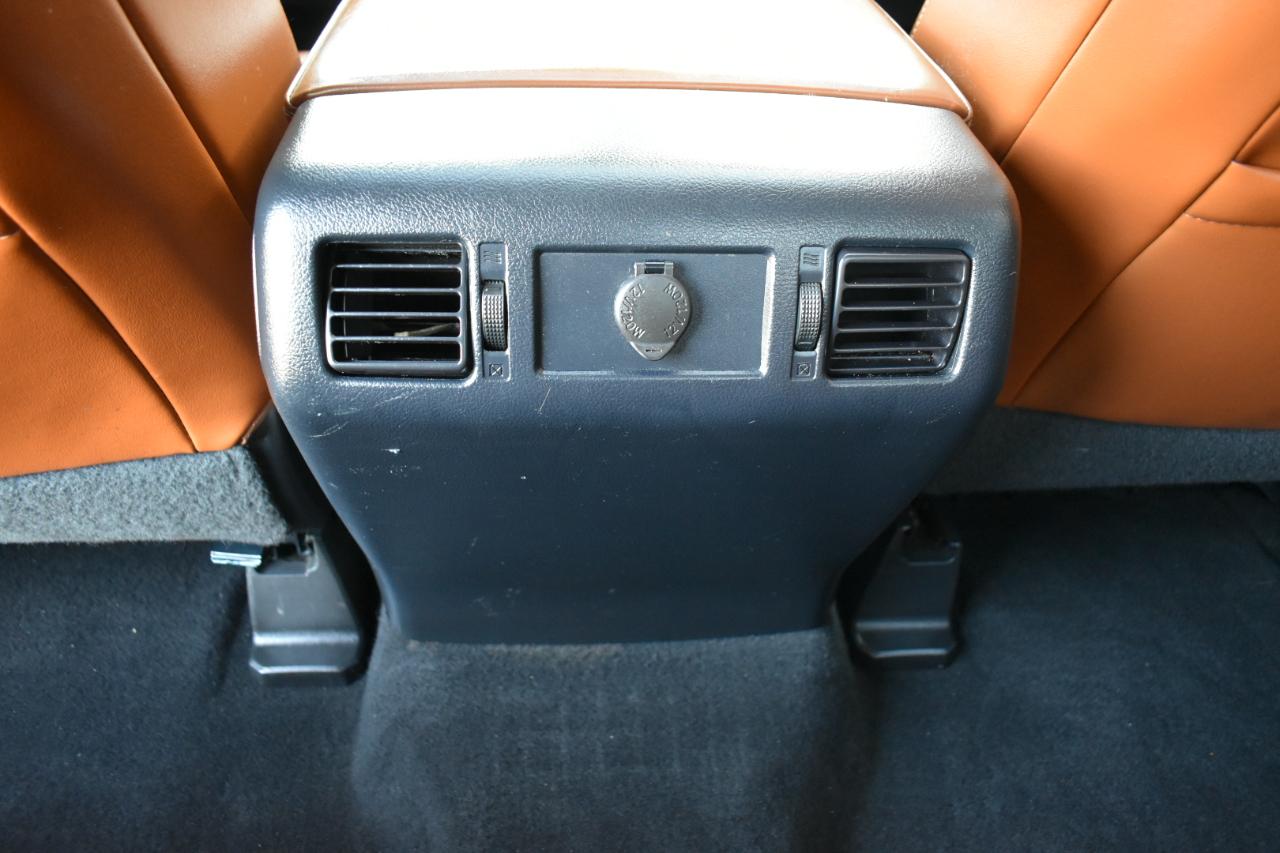 Toyota Tundra 1794 Edition Crew Max 4WD 5.7L V8 2018