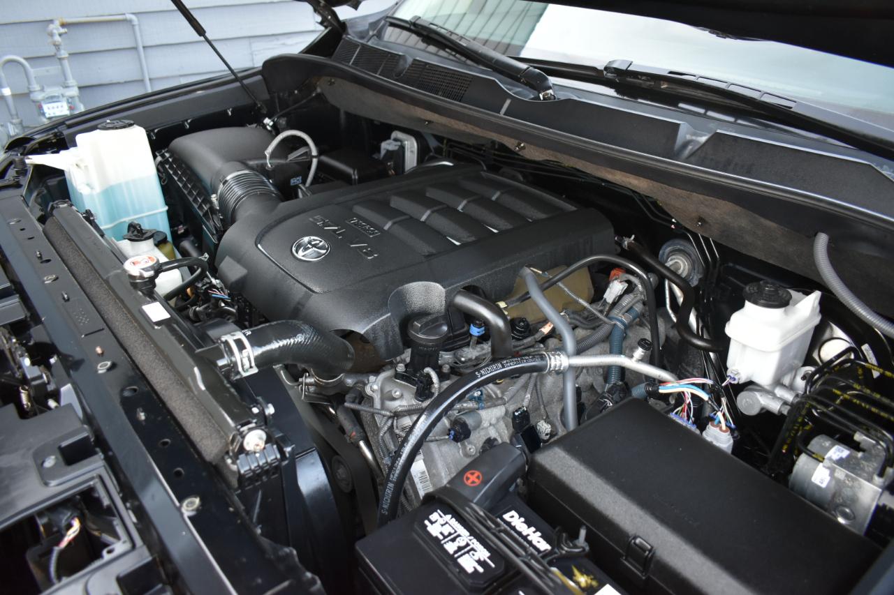 Toyota Tundra 1794 Edition Crew Max 4WD 5.7L V8 2018