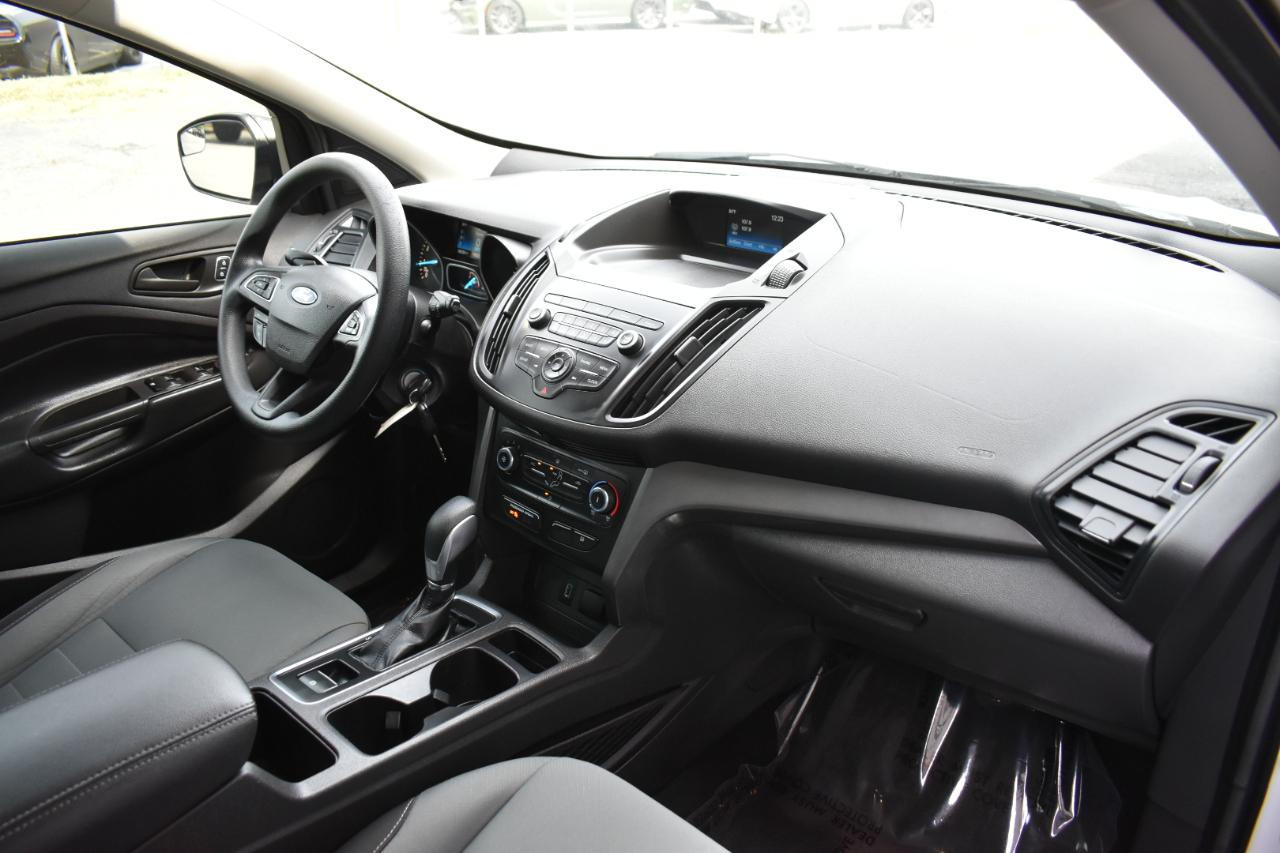 Ford Escape S FWD 2019