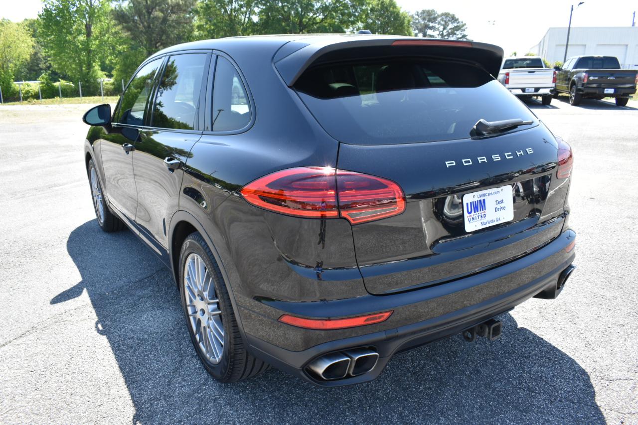 Porsche Cayenne Turbo 2015