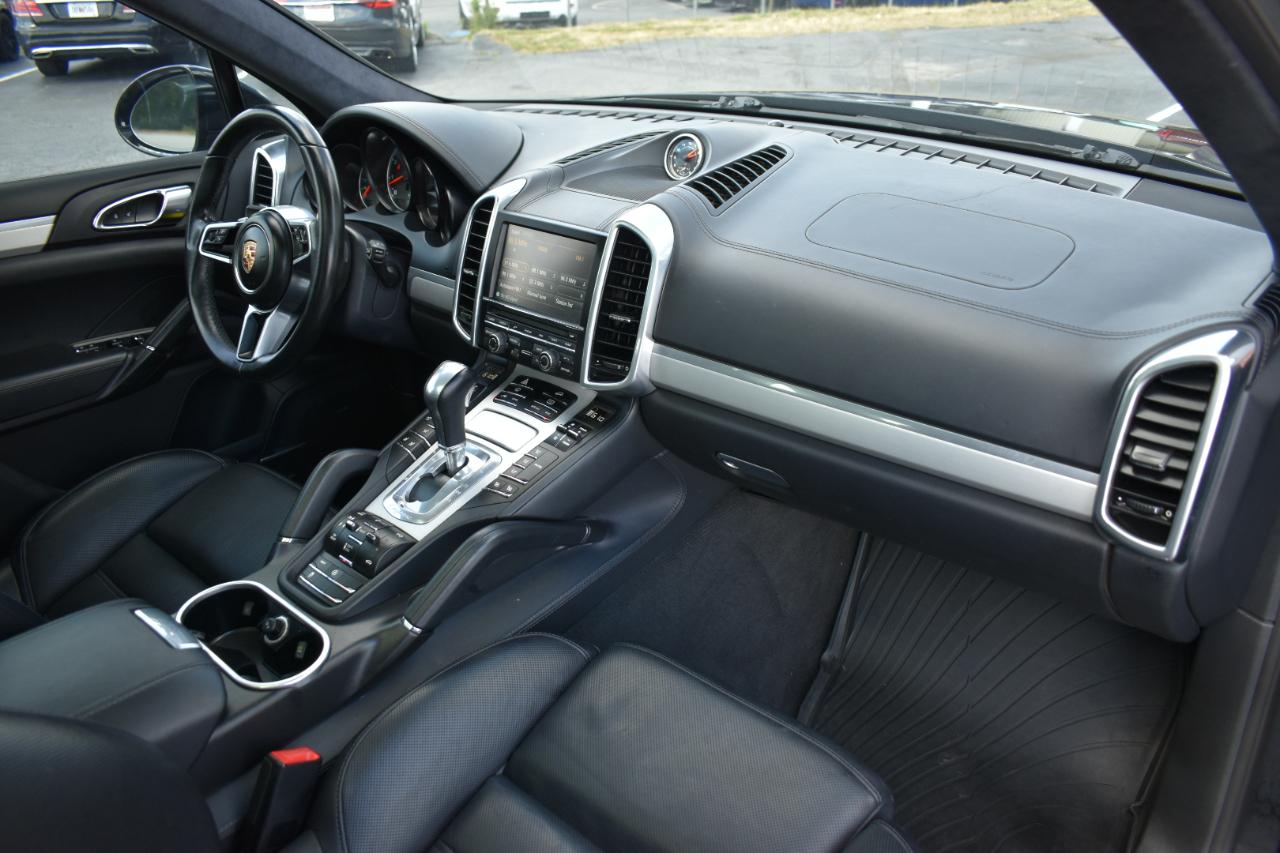 Porsche Cayenne Turbo 2015