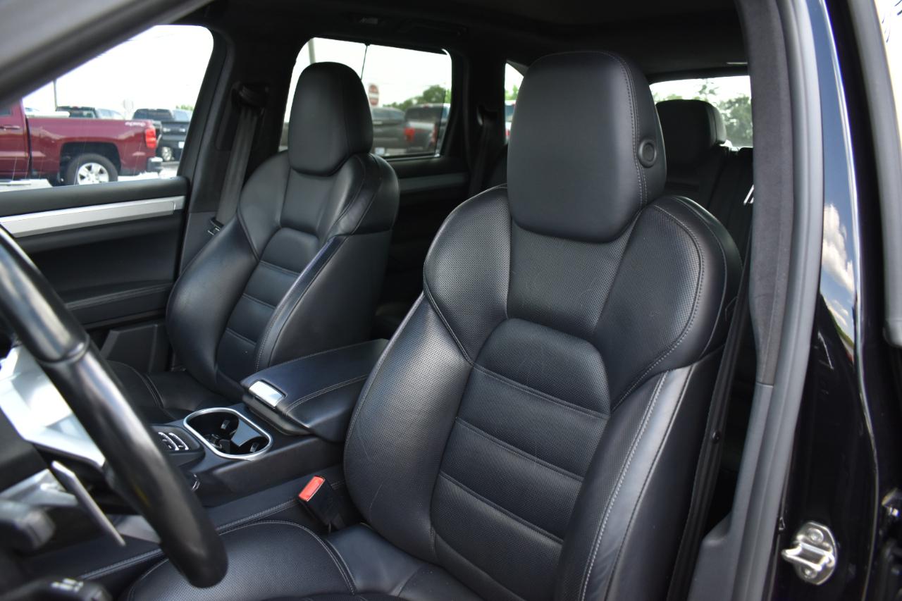 Porsche Cayenne Turbo 2015