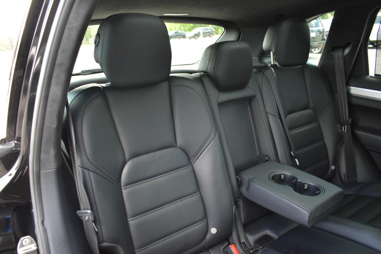 Porsche Cayenne Turbo 2015