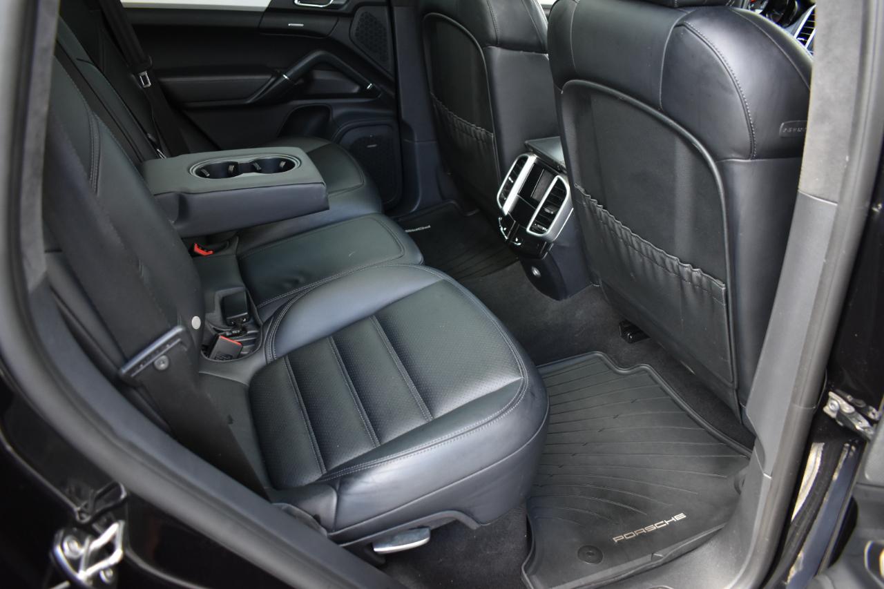 Porsche Cayenne Turbo 2015