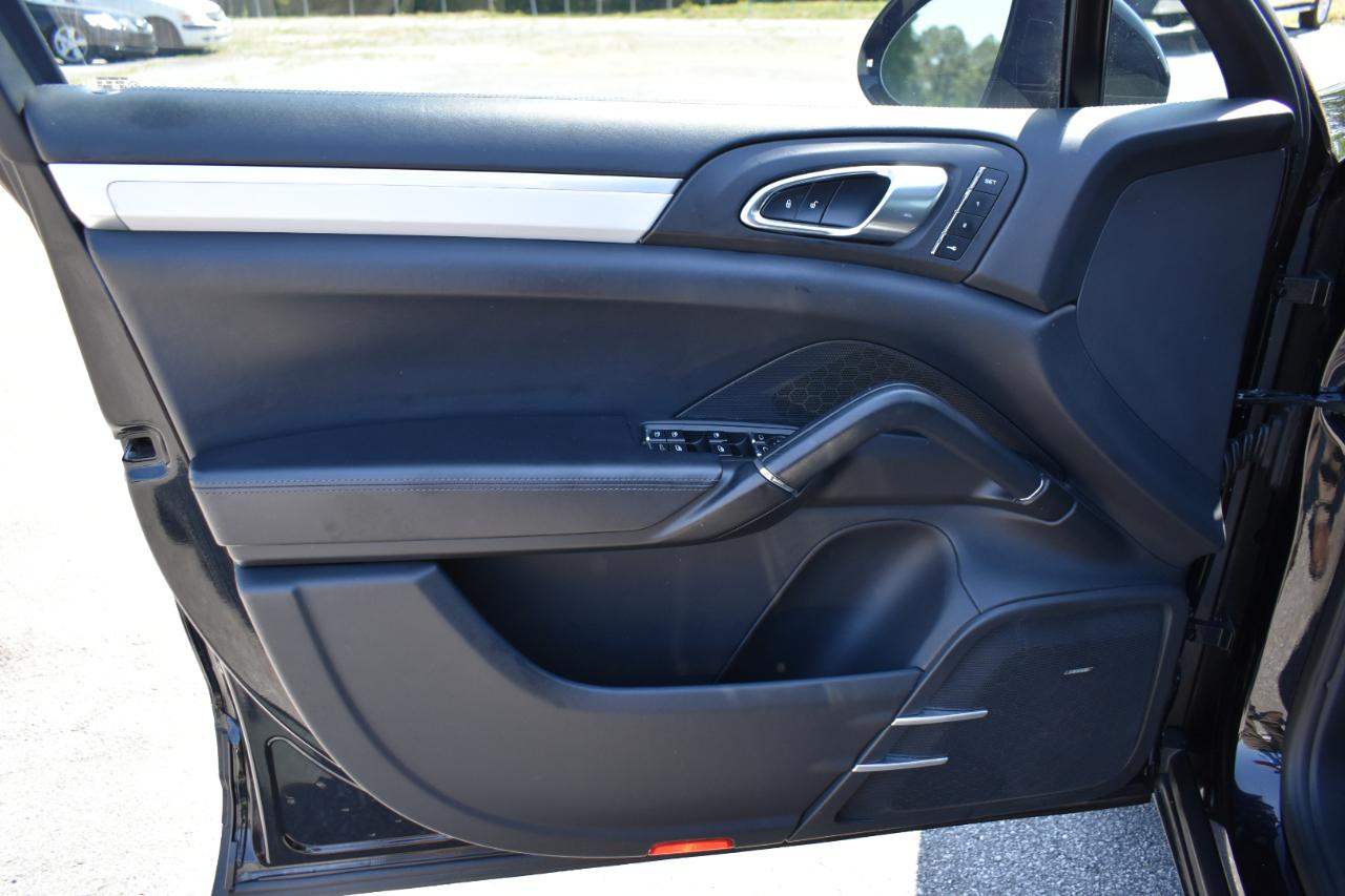 Porsche Cayenne Turbo 2015