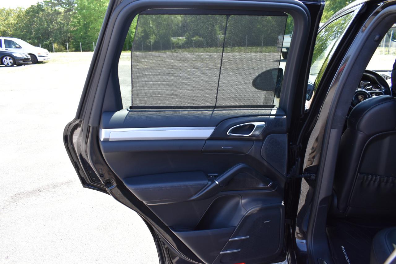 Porsche Cayenne Turbo 2015